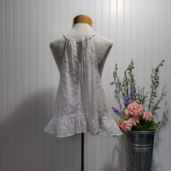 [caution to the wind] nwot white eyelet tank - Picture 4 of 6